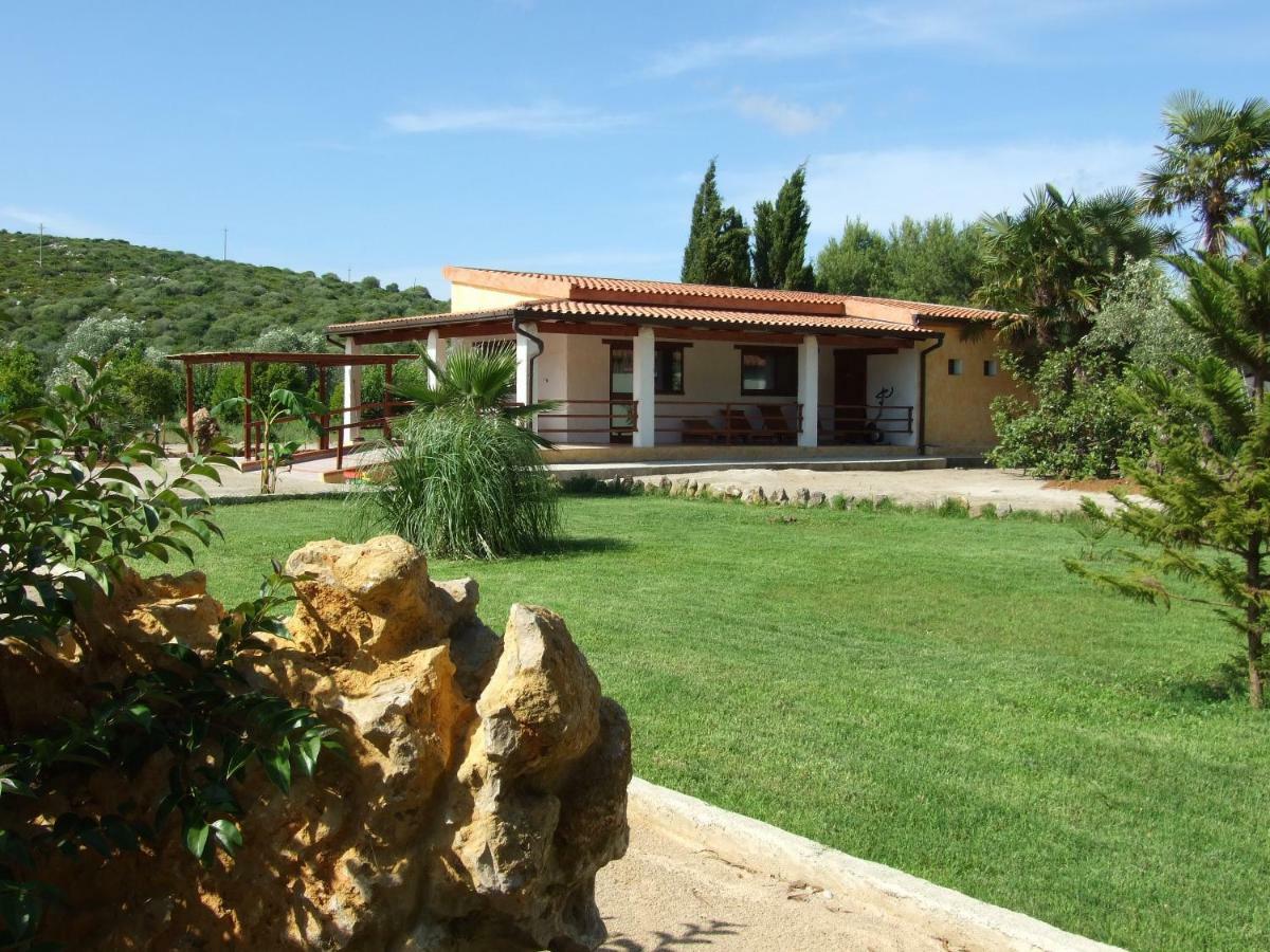 Agriturismo Corallo Santa Maria la Palma Exterior photo