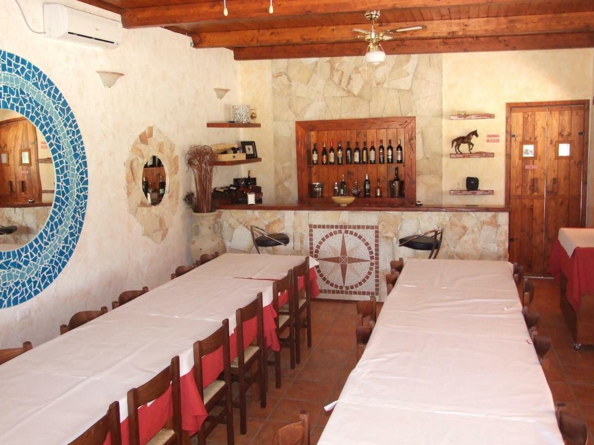 Agriturismo Corallo Santa Maria la Palma Exterior photo